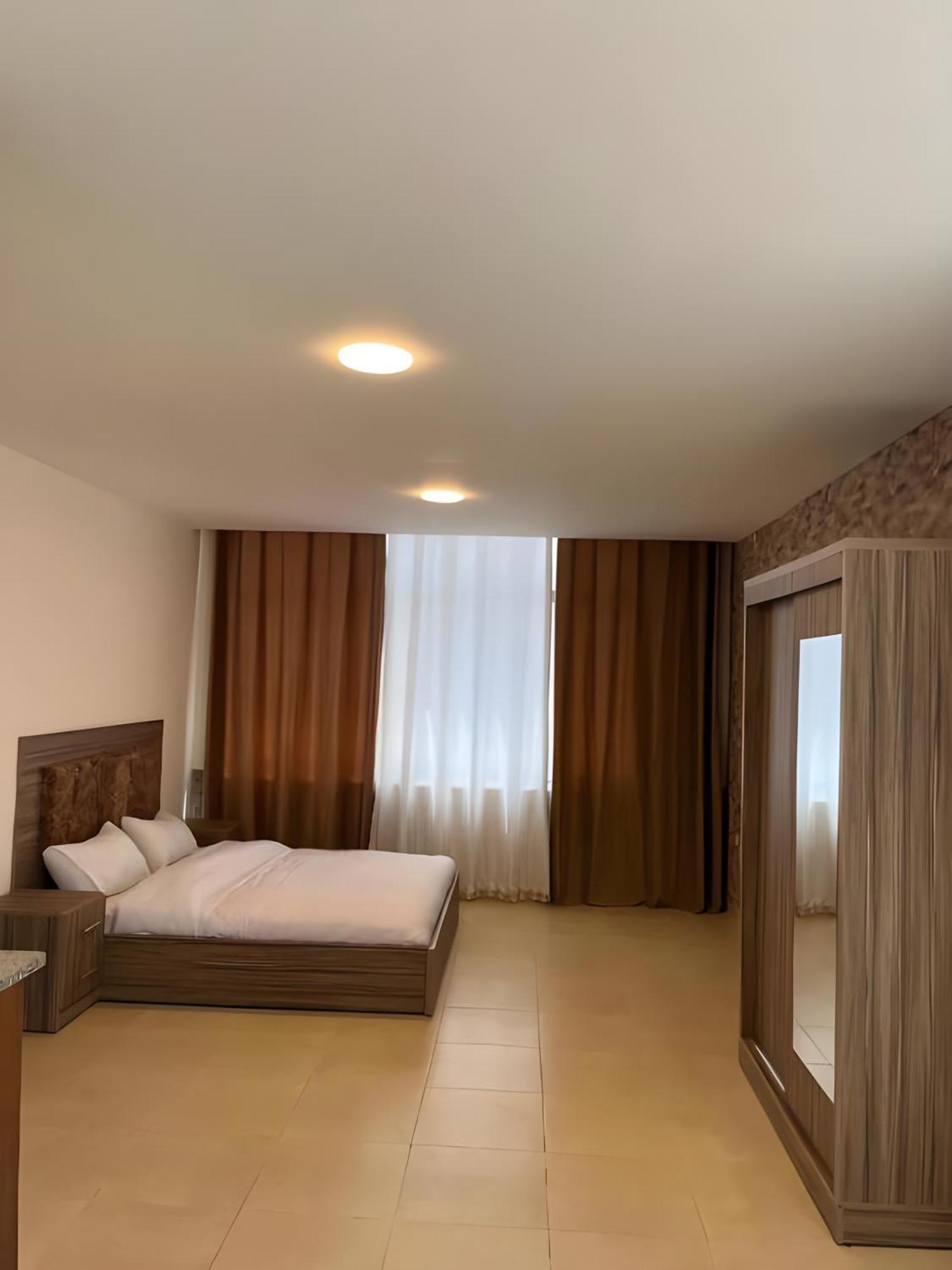 Rayan Hotel Apartments Amman Exterior photo